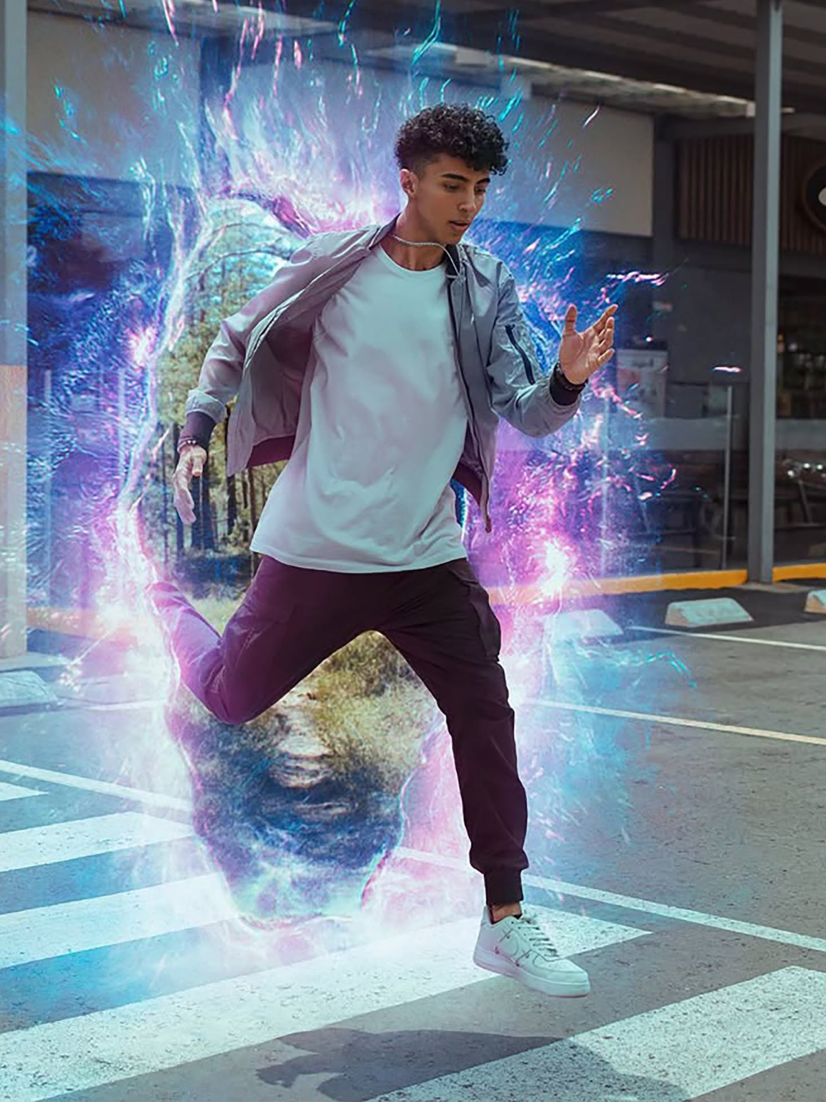 Dynamic Sci-Fi Portal Leap