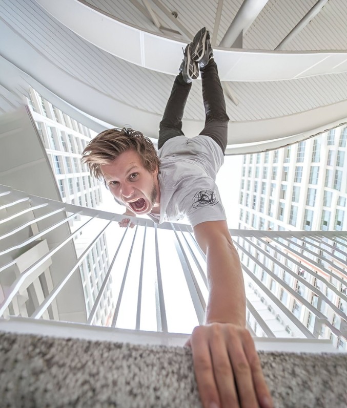 Urban Balcony Adrenaline Drop