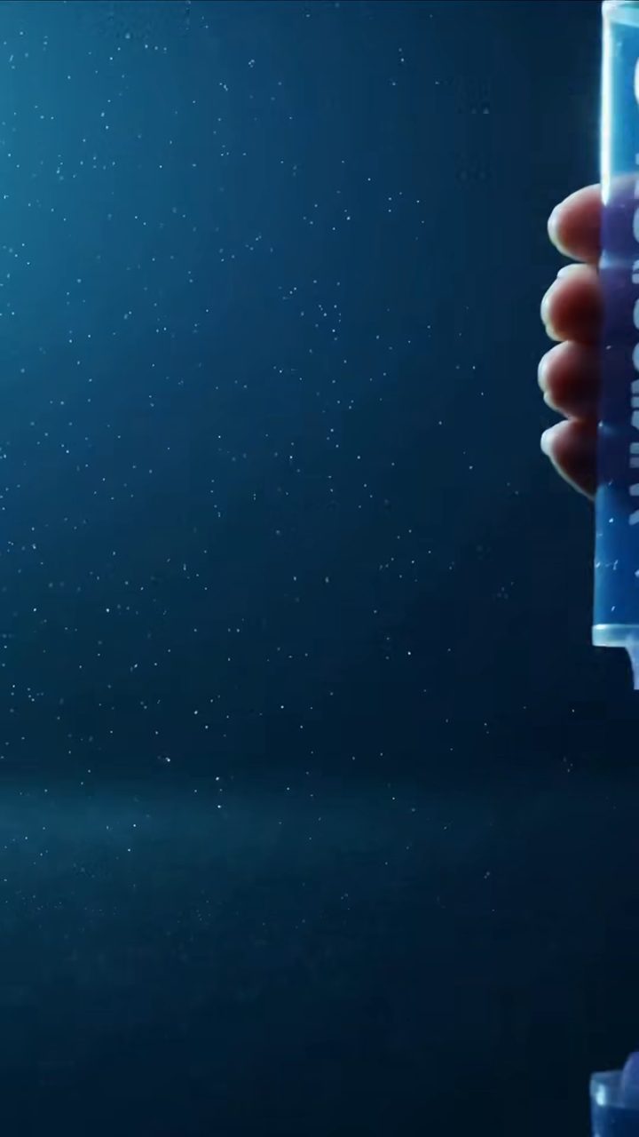 Bioluminescent Jellyfish: Paint Comes Alive